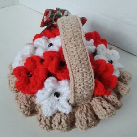 Flower in Basket Crochet Stitches Vintage Decor - Picture 3 of 12